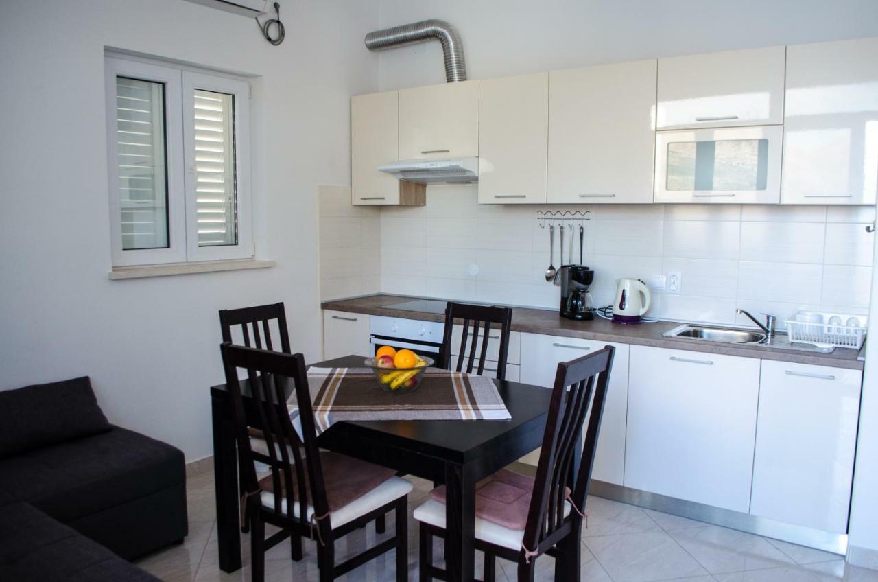 Apartments Rina קאבטאט מראה חיצוני תמונה