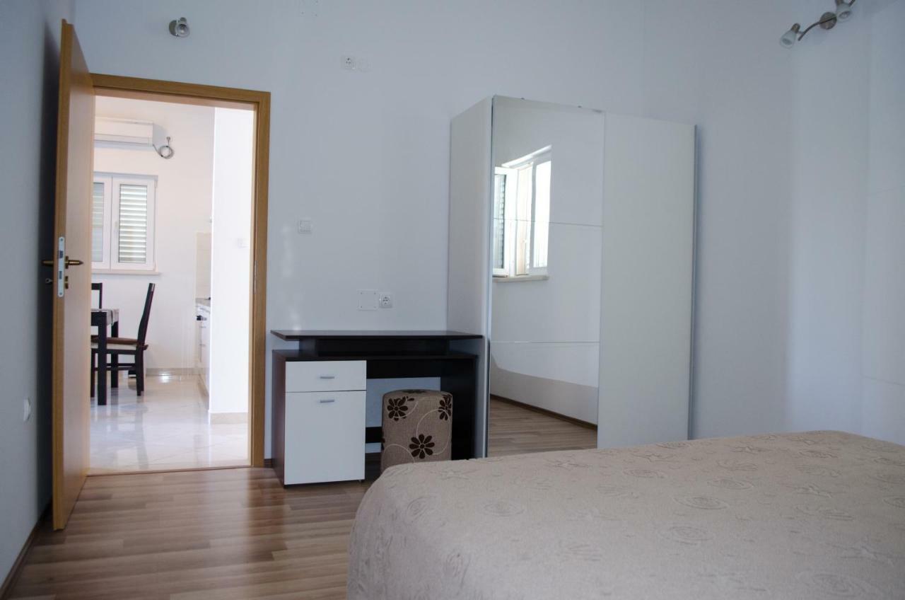 Apartments Rina קאבטאט מראה חיצוני תמונה