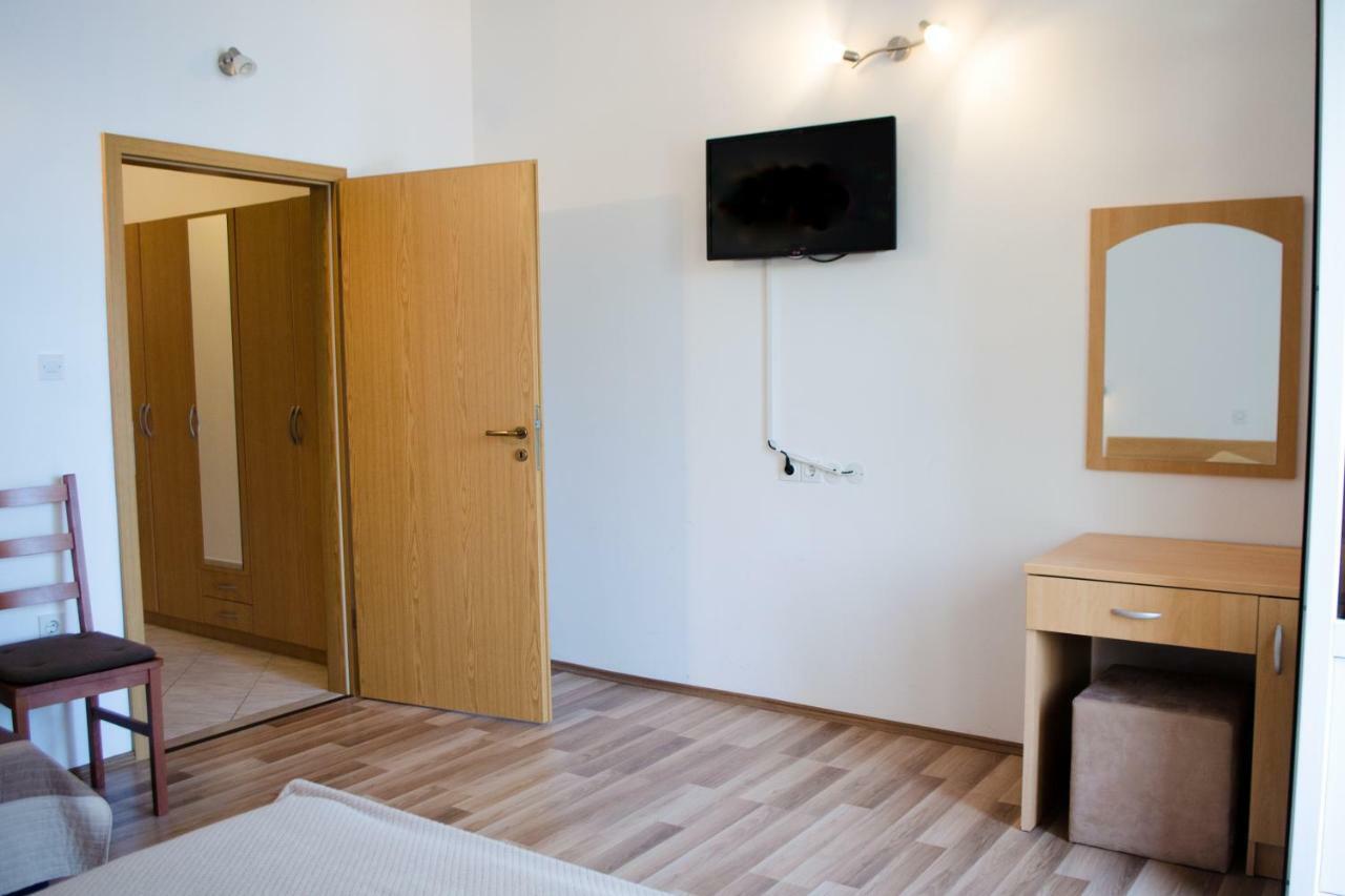 Apartments Rina קאבטאט מראה חיצוני תמונה